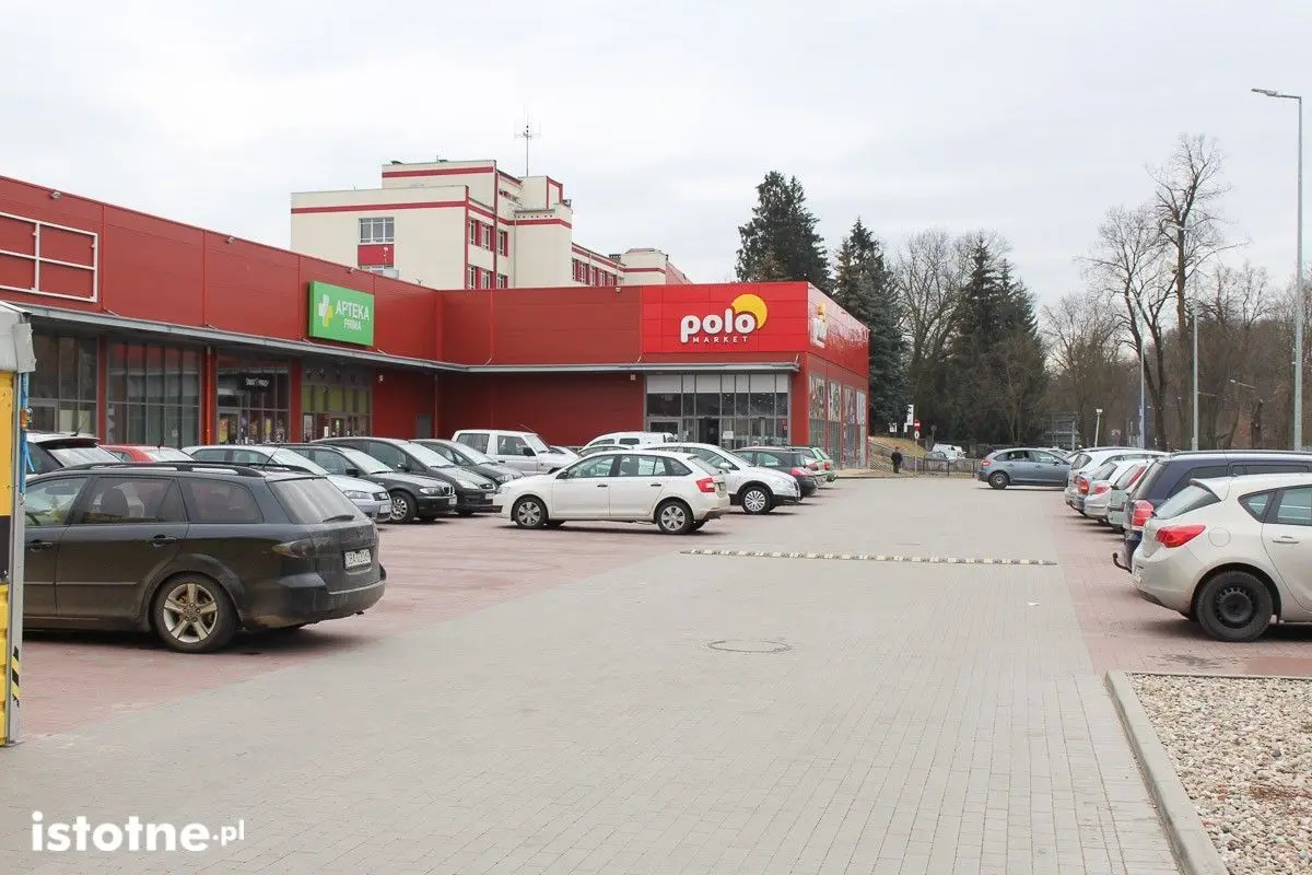 Trwa sobotni szturm na markety