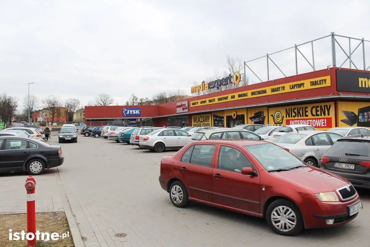 Trwa sobotni szturm na markety