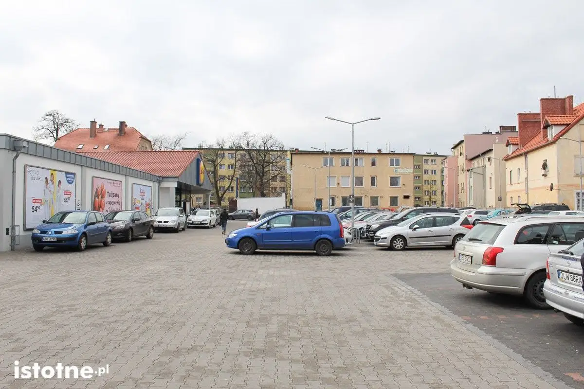 Trwa sobotni szturm na markety
