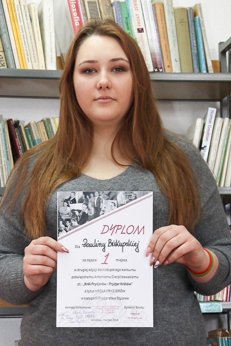 Paulina Biskupska z „Handlówki” Królową Fryzjerów