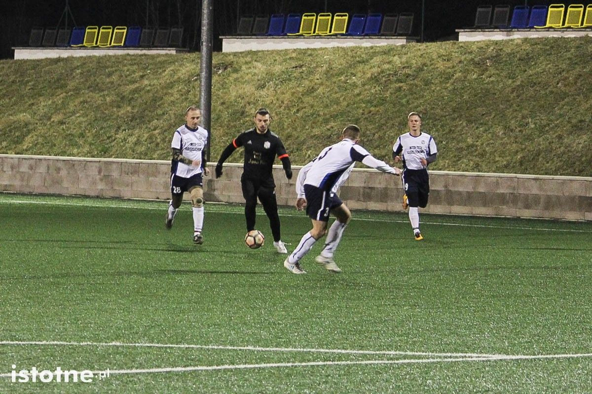 BKS - Chrobry Nowogrodziec 2:1