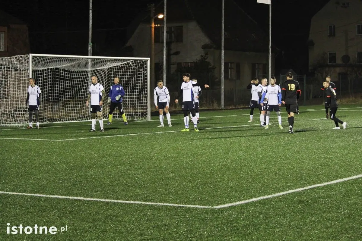 BKS - Chrobry Nowogrodziec 2:1