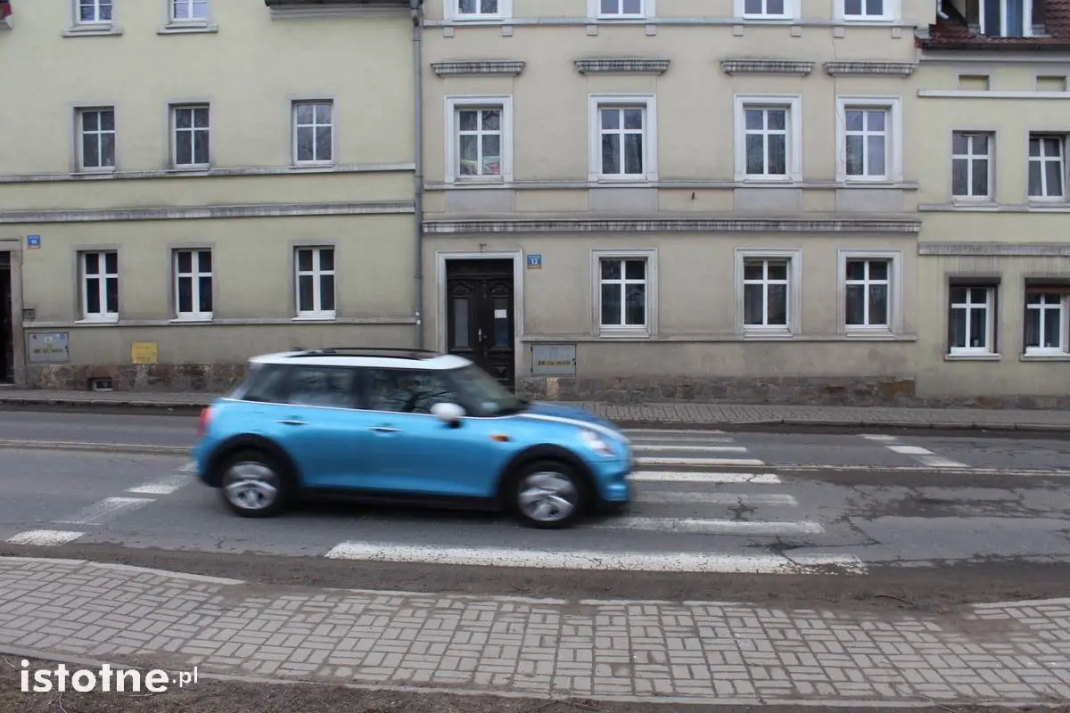 Chcą bezpiecznie przechodzić przez Garncarską