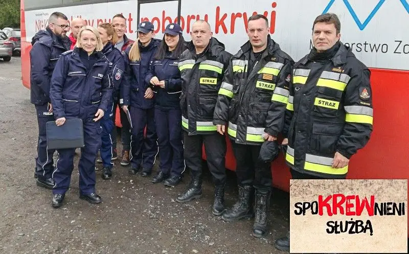 Mundurowi oddawali krew w ramach akcji „SpoKREWnieni służbą”