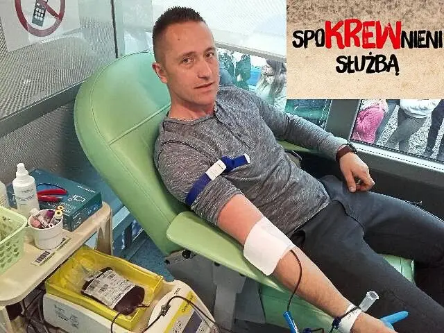 Mundurowi oddawali krew w ramach akcji „SpoKREWnieni służbą”