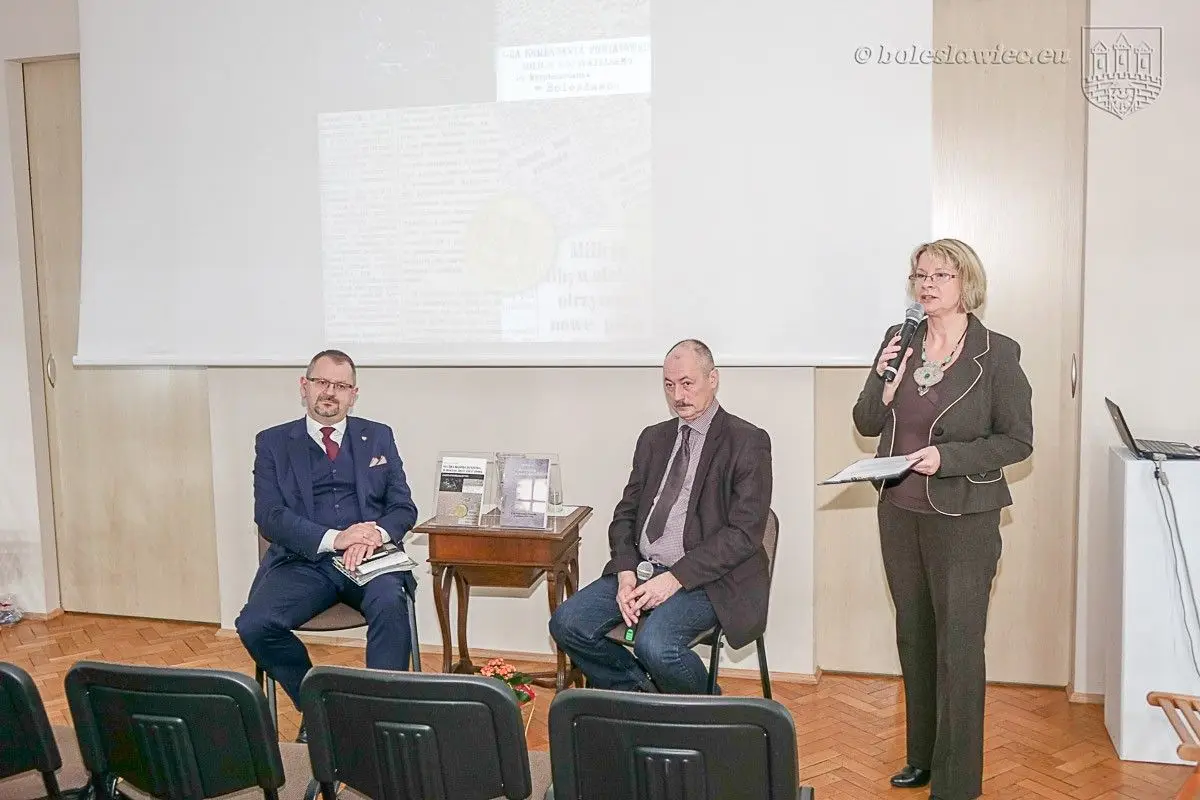 Ważna książka „Służba Bezpieczeństwa w Bolesławcu (1957-1990). Zarys problematyki”
