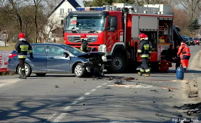 Wypadek w Łaziskach, dwie osoby w szpitalu. Sprawa będzie mieć finał w sądzie!