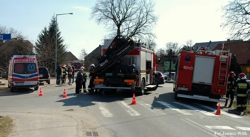 Wypadek w Łaziskach, dwie osoby w szpitalu. Sprawa będzie mieć finał w sądzie!