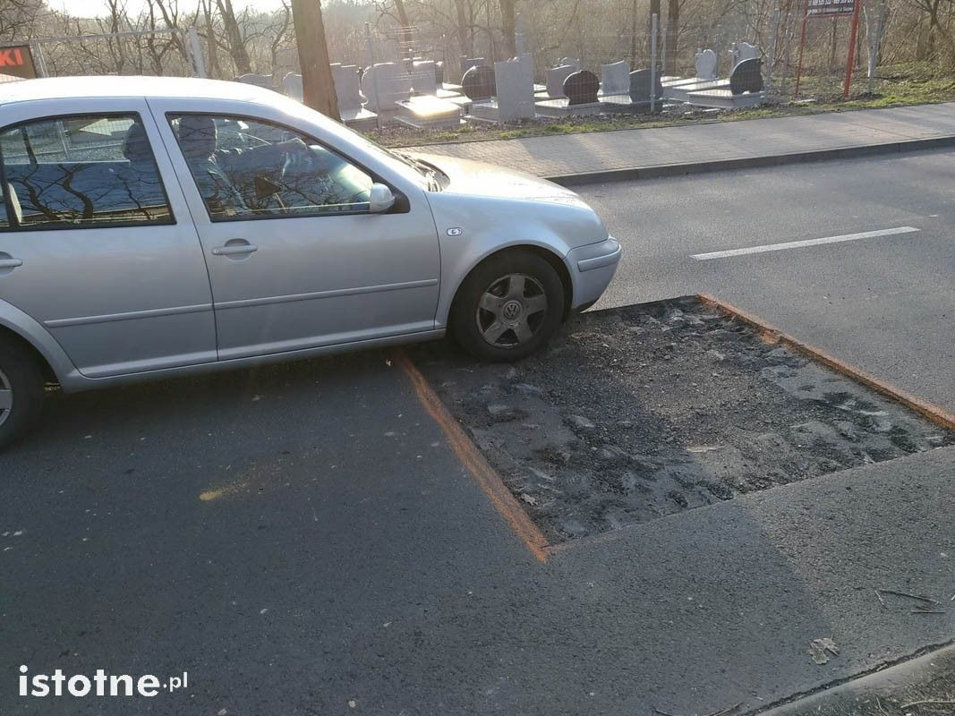 Wycięty asfalt na Śluzowej