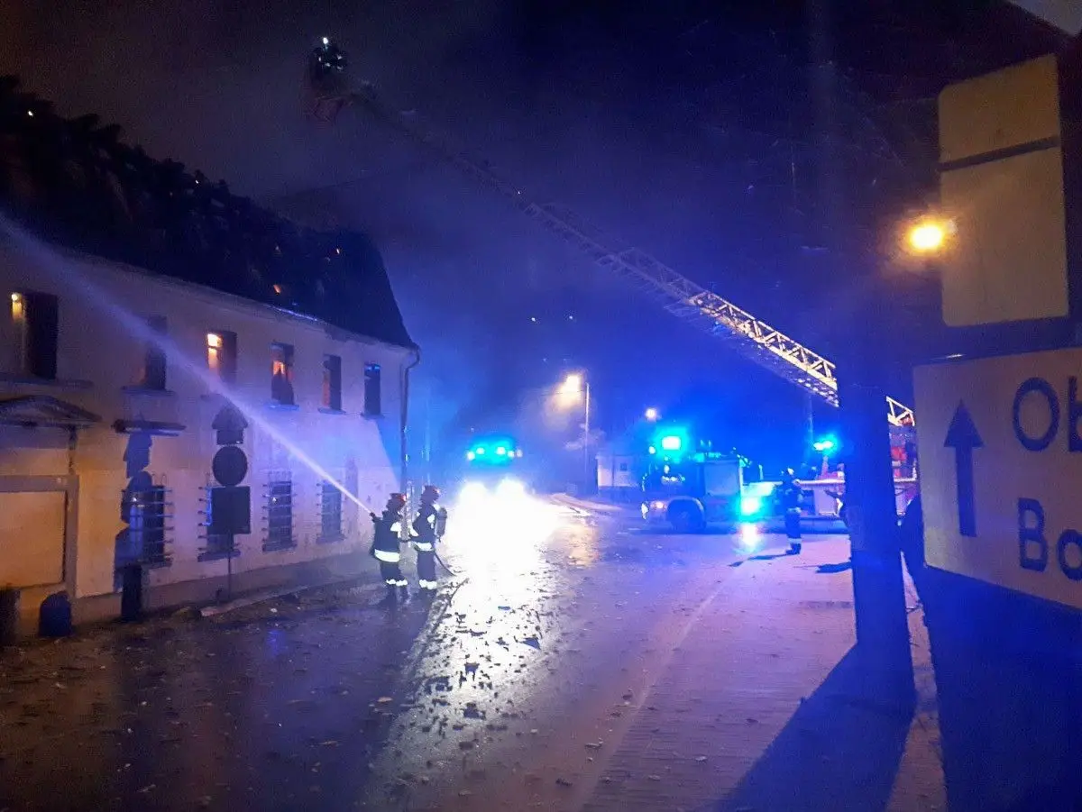 Pożar w Warcie. 12-godzinna akcja naszych strażaków