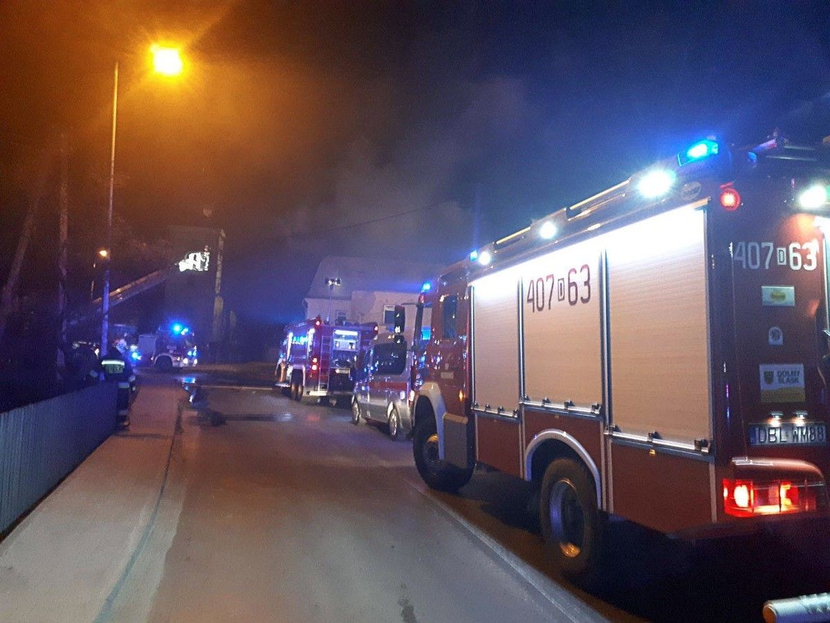 Pożar w Warcie. 12-godzinna akcja naszych strażaków