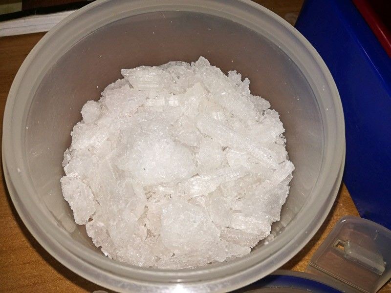 Diler wpadł z ecstasy i dużą ilością piko. Zatrzymano też jego 20-letniego klienta