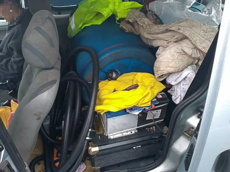 Stole 300 litres of fuel