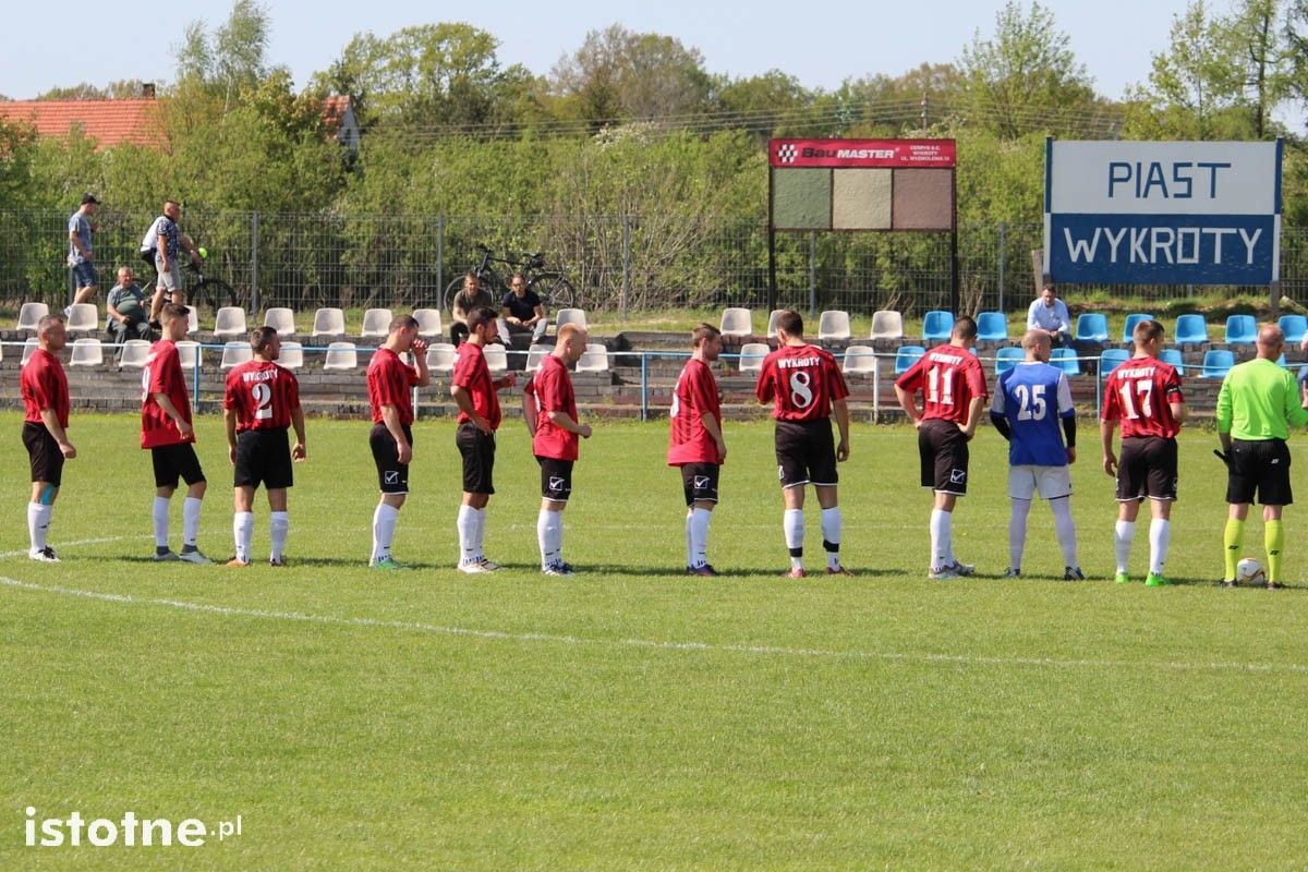 BKS - Piast Wykroty 2:0