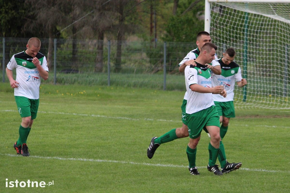 BKS - Piast Wykroty 2:0