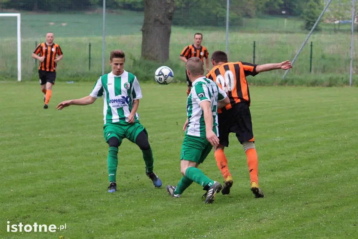LZS Łaziska - GKS Gromadka 1:0