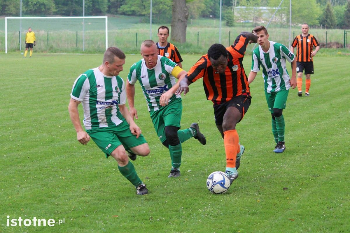 LZS Łaziska - GKS Gromadka 1:0