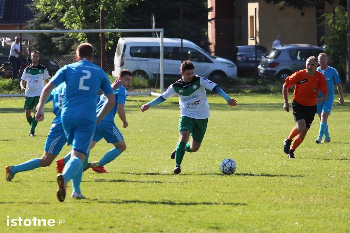 Kumoś Show w Zebrzydowej. Sparta pokonuje BKS 4:1