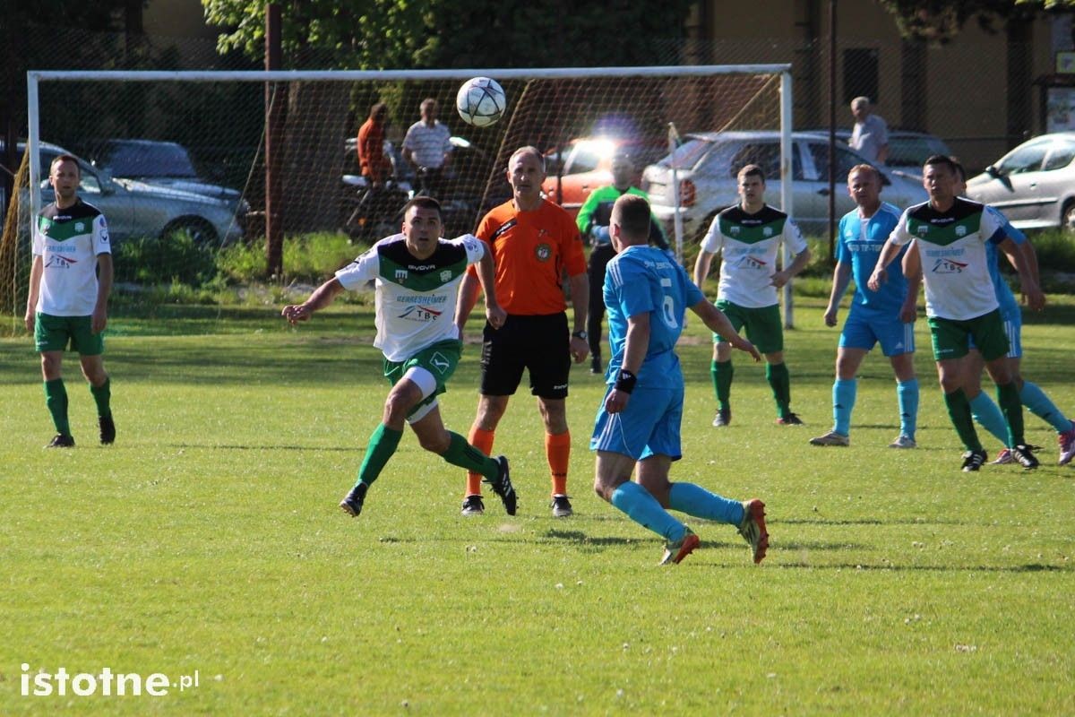 Kumoś Show w Zebrzydowej. Sparta pokonuje BKS 4:1