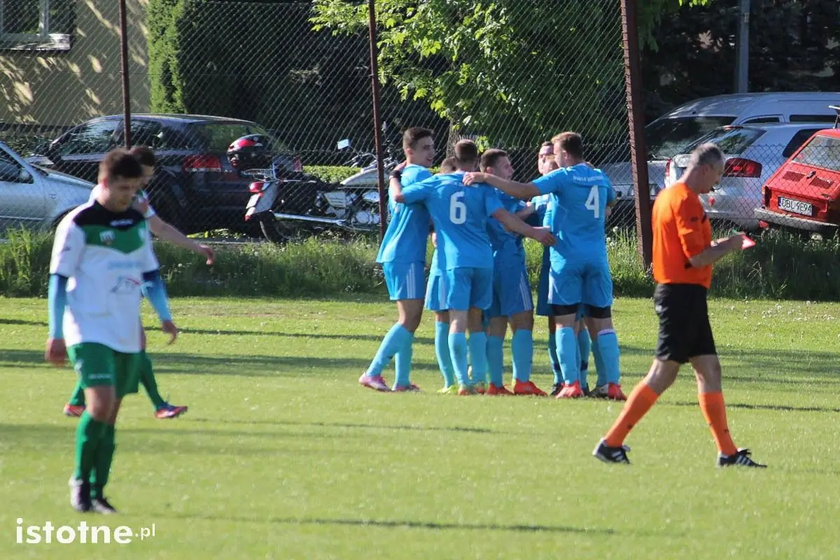 Kumoś Show w Zebrzydowej. Sparta pokonuje BKS 4:1