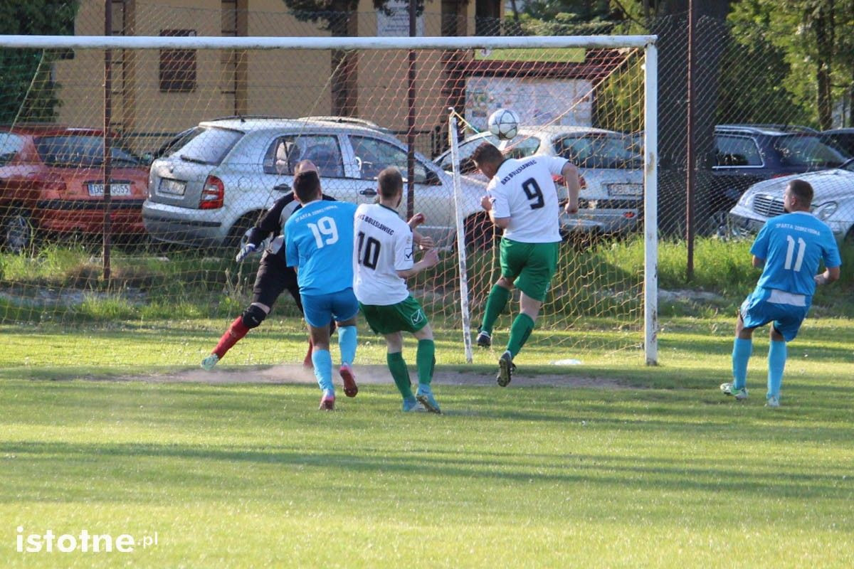 Kumoś Show w Zebrzydowej. Sparta pokonuje BKS 4:1