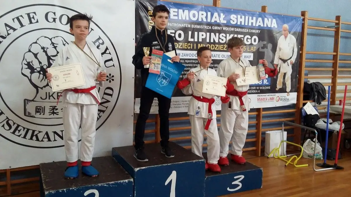 Bolesławieccy karatecy z 7 medalami
