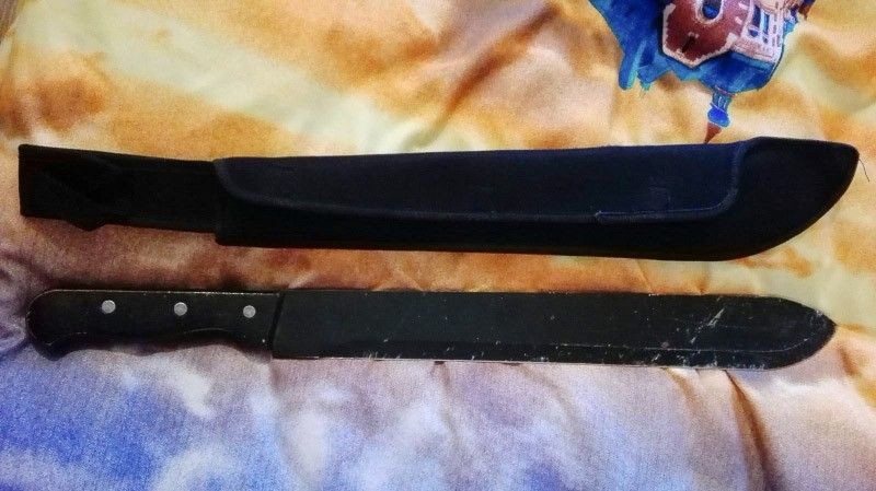 Po pijaku zdemolował auto maczetą. I groził swojej byłej