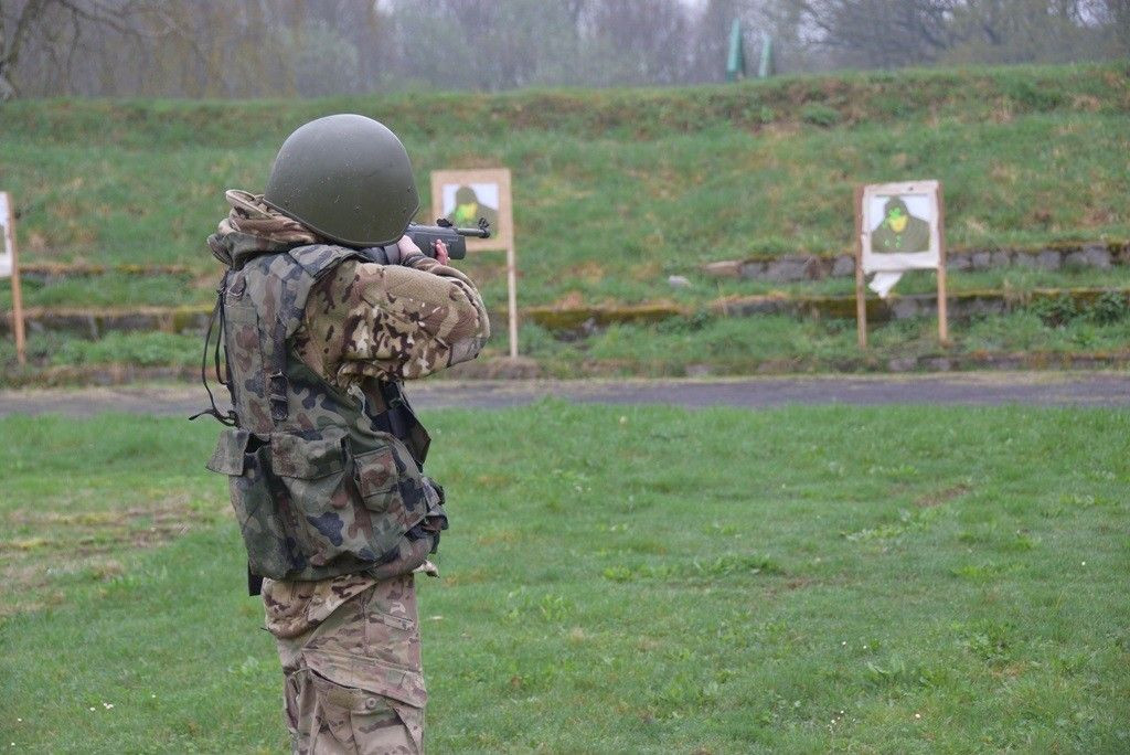 Uczniowie klas mundurowych na ćwiczeniach Commando 2018
