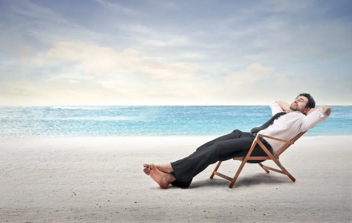 Mężczyzna na plaży