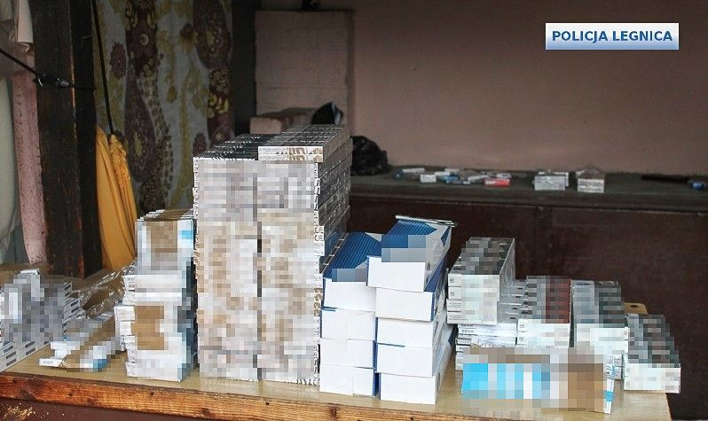 Wpadł z dużą ilością nielegalnego tytoniu i spirytusu. Straty Skarbu Państwa? Blisko 23 tys. zł