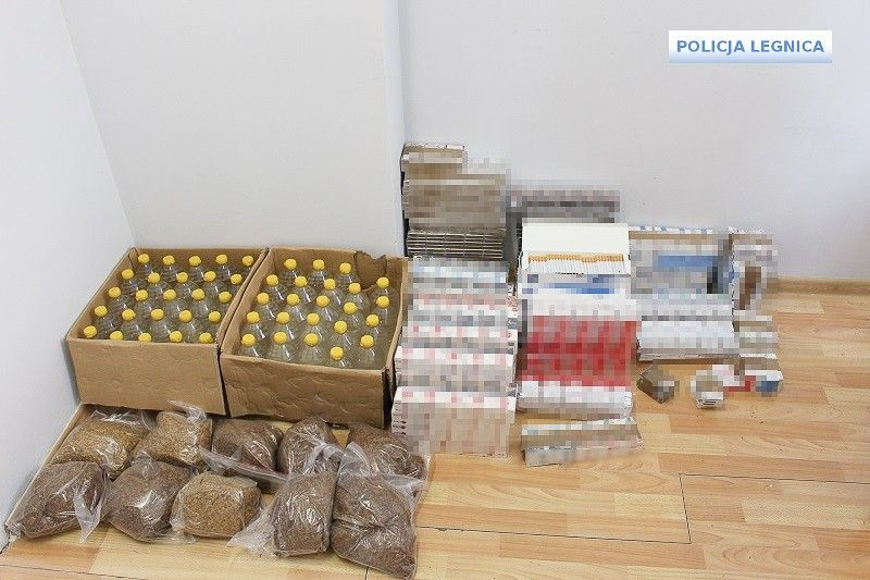 Wpadł z dużą ilością nielegalnego tytoniu i spirytusu. Straty Skarbu Państwa? Blisko 23 tys. zł