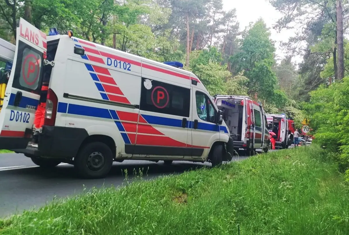 Wypadek za Dobrą, zderzyły się dwa auta