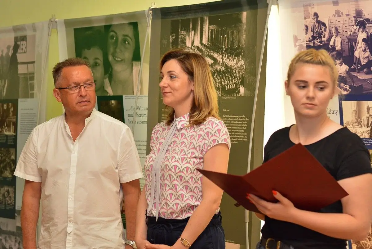 Niezwykła lekcja historii i tolerancji. Wystawa „Anne Frank House” w „dwójce”