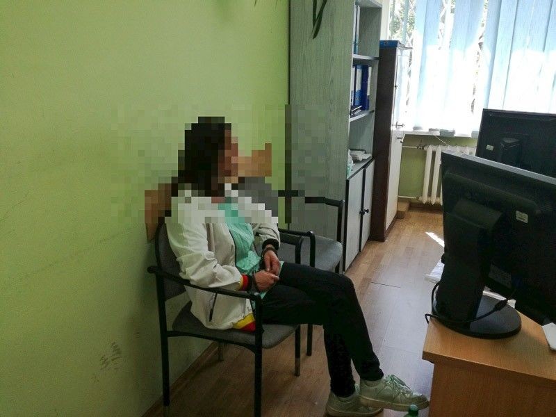 Pchnęła znajomego nożem. Bolesławianka aresztowana na 3 miesiące