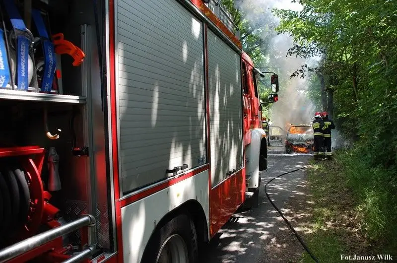 Auto spłonęło w Rakowicach