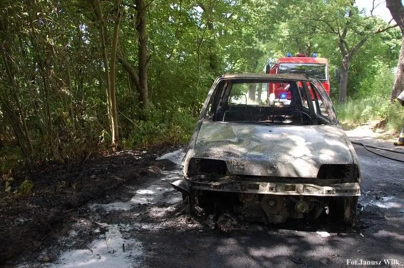 Auto spłonęło w Rakowicach