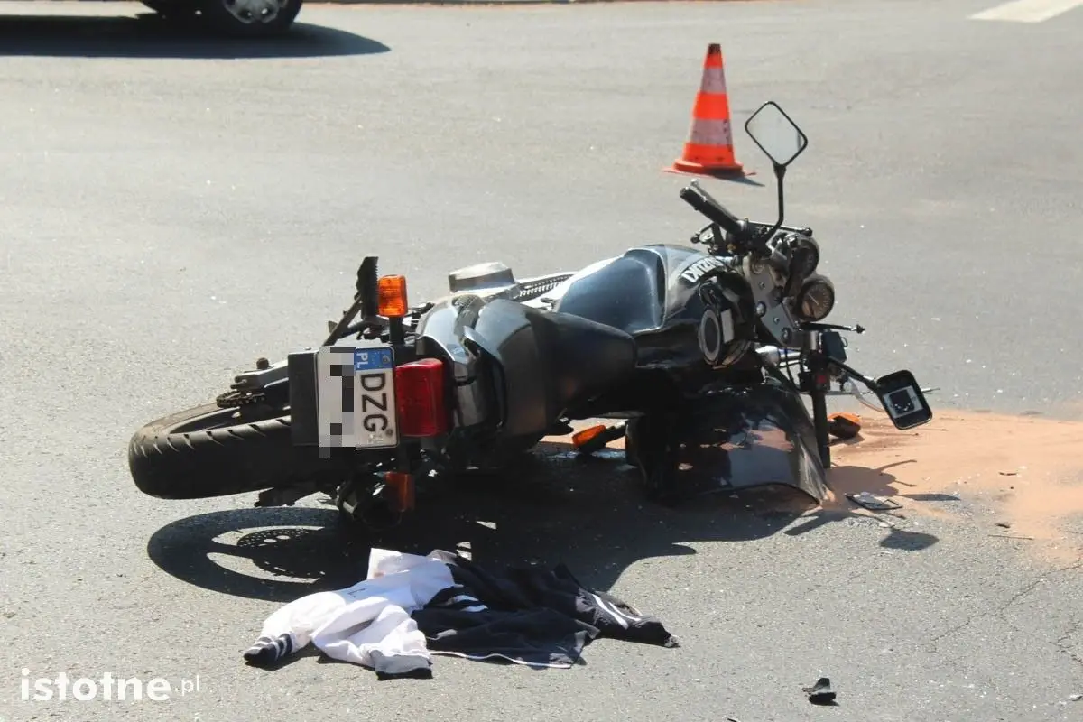 Zderzenie auta z motocyklem