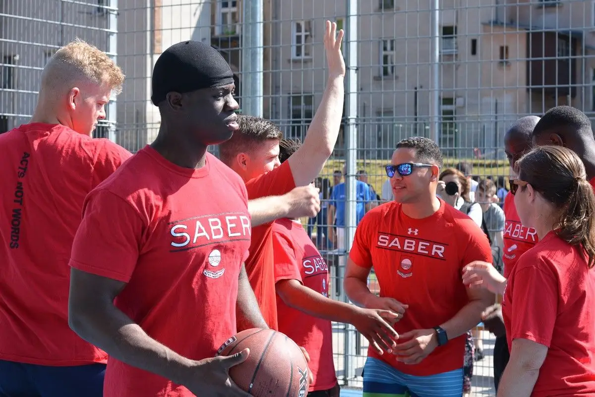 Żołnierze US Army na Powiatowym Dniu Sportu