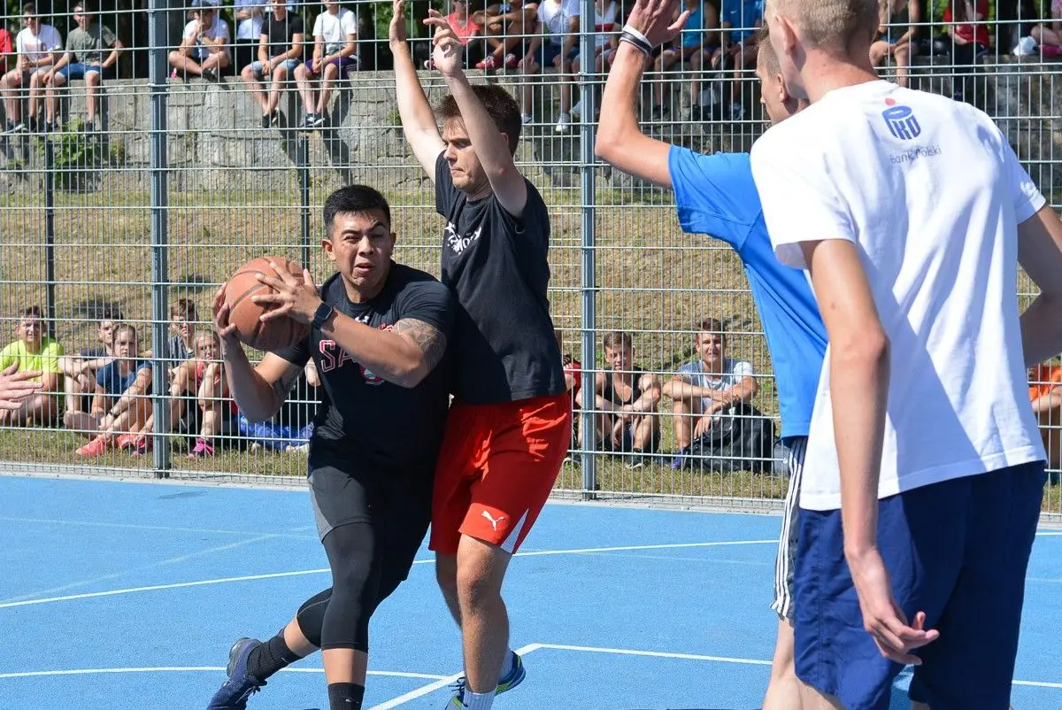 Żołnierze US Army na Powiatowym Dniu Sportu