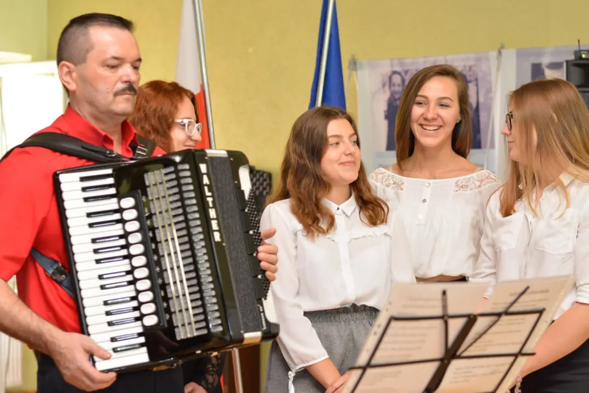 Biskup Franjo Komarica z Banja Luki w II Liceum Ogólnokształcącym w Bolesławcu
