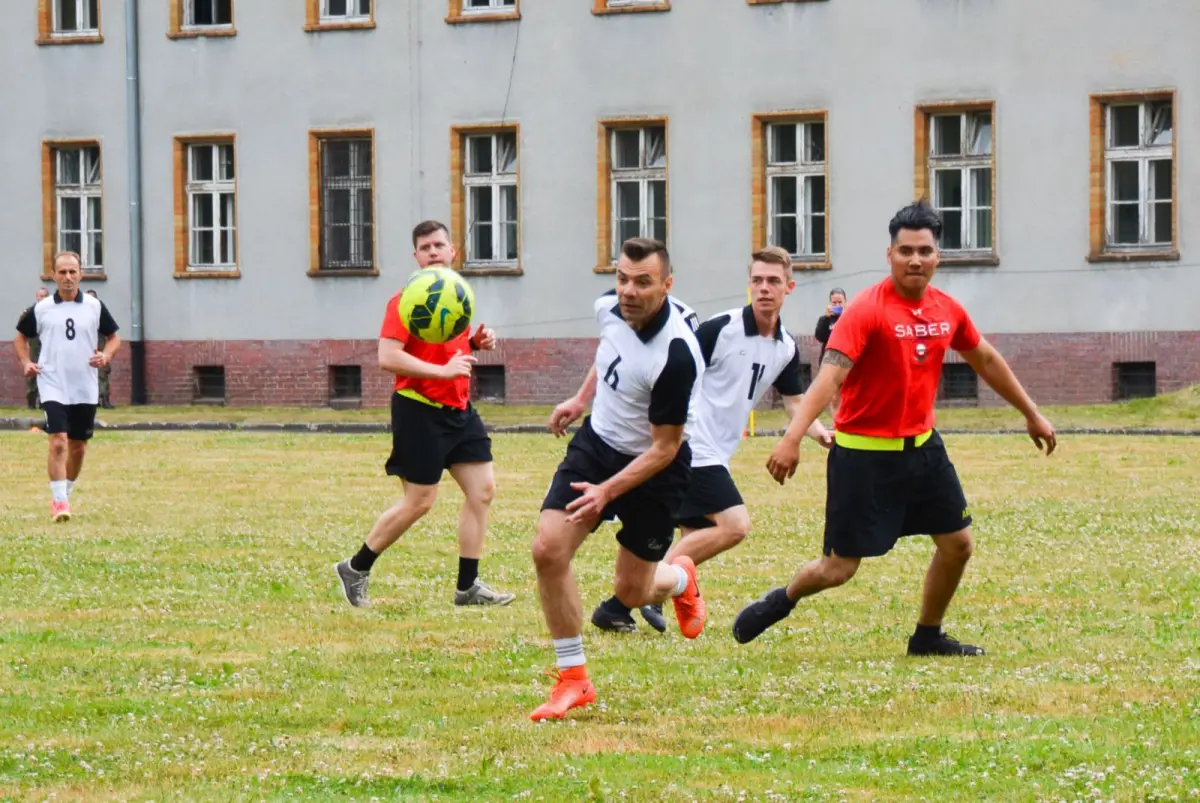 23 Śląski Pułk Artylerii vs żołnierze US Army