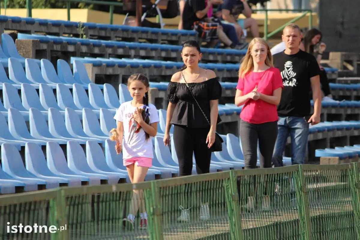 BKS: wygrana z Pogonią Świerzawa i pożegnalny mecz Dawida Kizymy