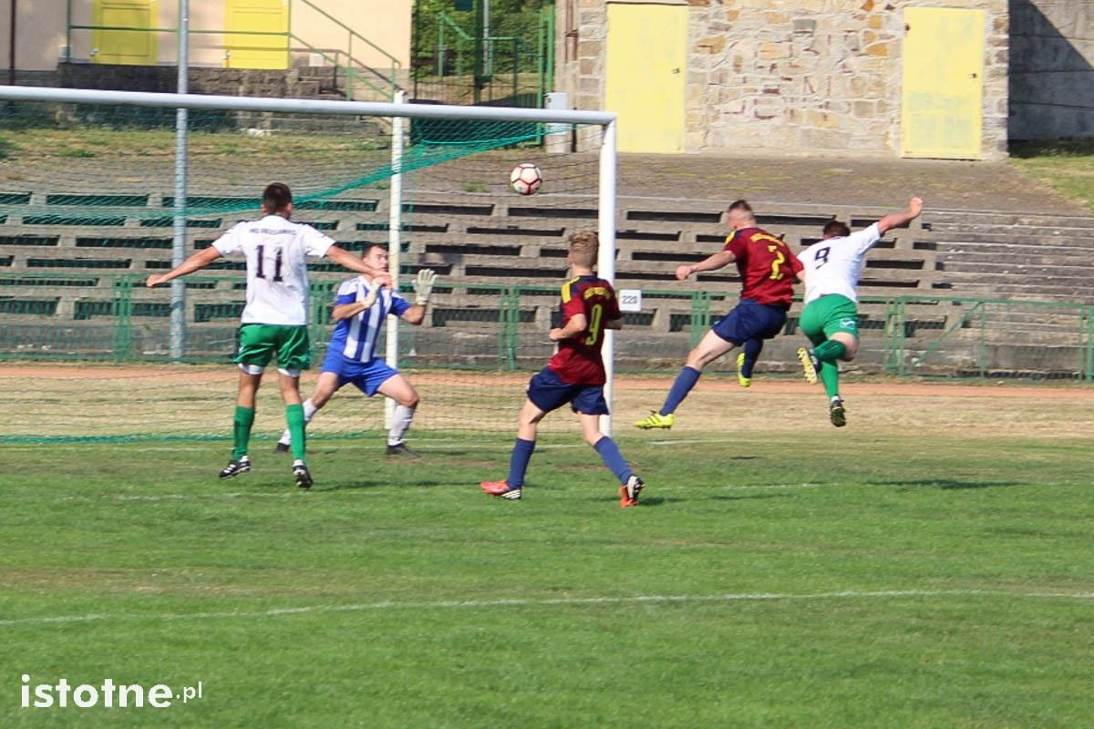 BKS: wygrana z Pogonią Świerzawa i pożegnalny mecz Dawida Kizymy