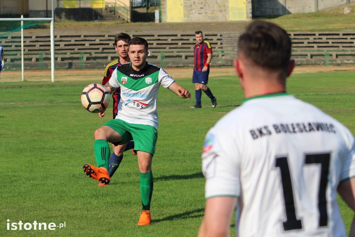 BKS: wygrana z Pogonią Świerzawa i pożegnalny mecz Dawida Kizymy