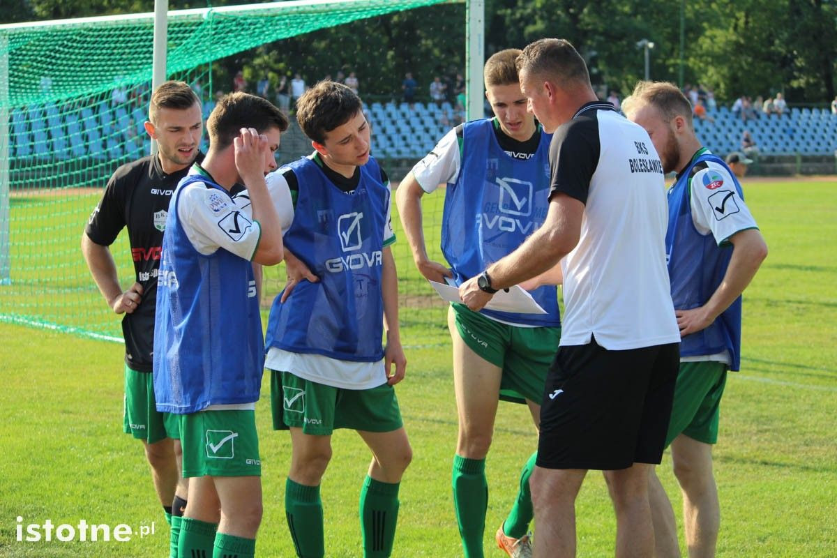 BKS: wygrana z Pogonią Świerzawa i pożegnalny mecz Dawida Kizymy