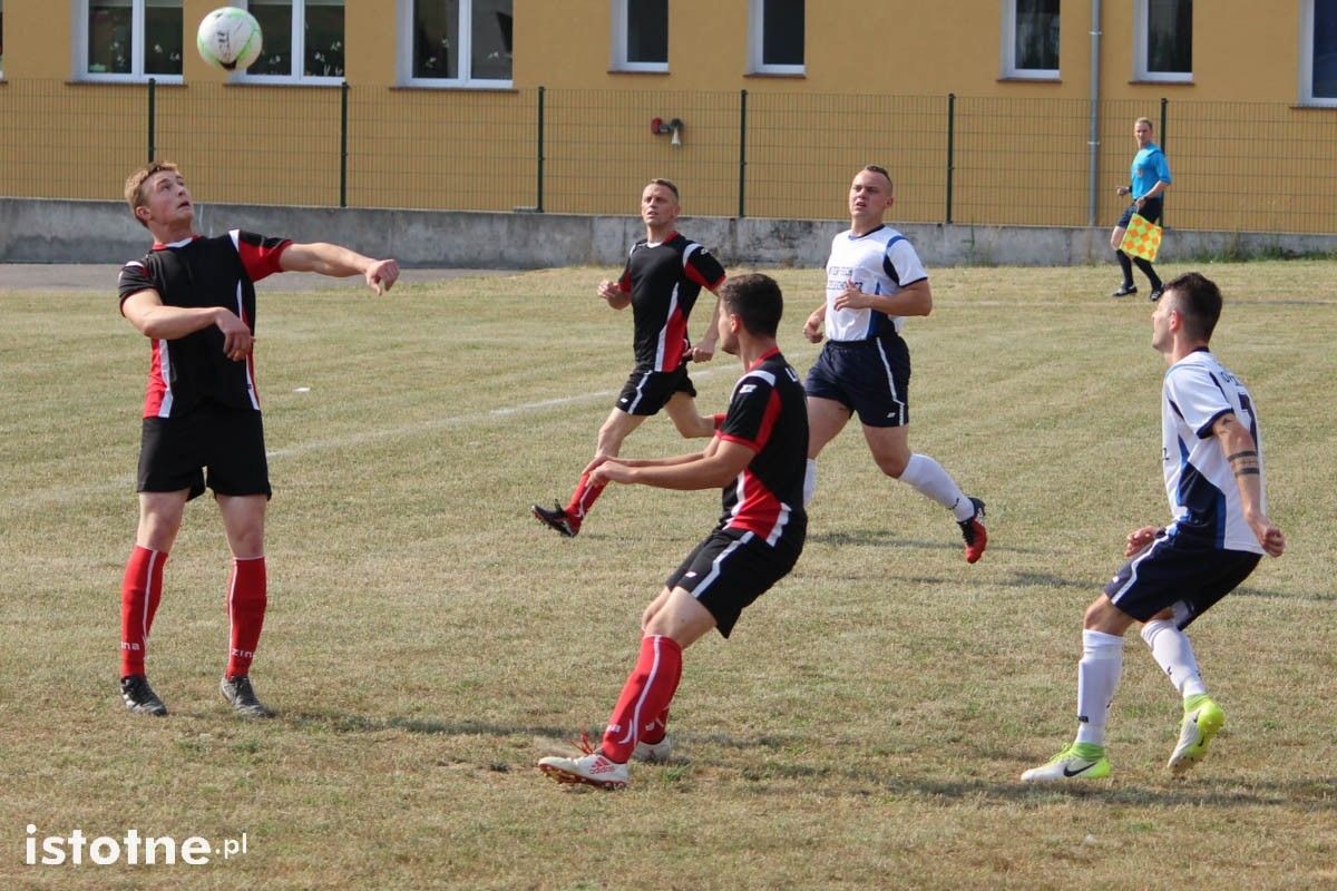 Chrobry Nowogrodziec w okręgówce