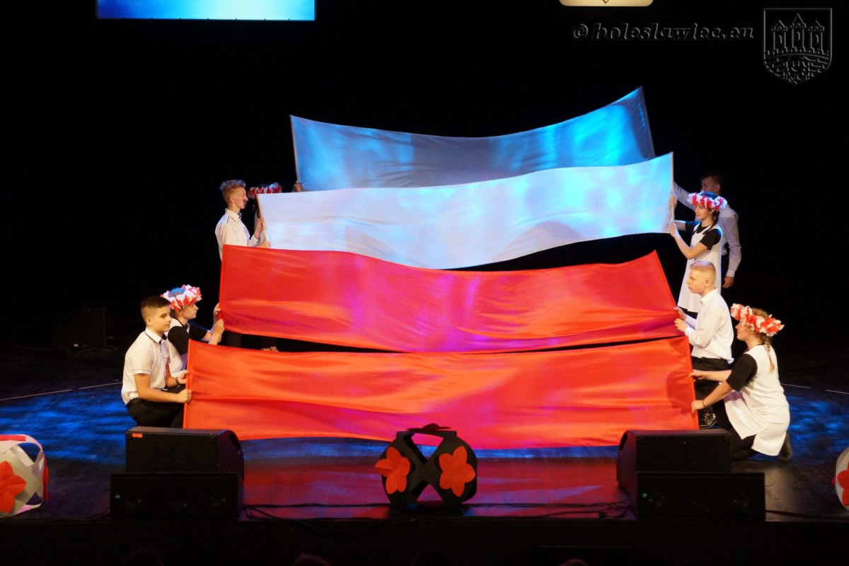 Łączą pracę z talentem. Najlepsi uczniowie nagrodzeni