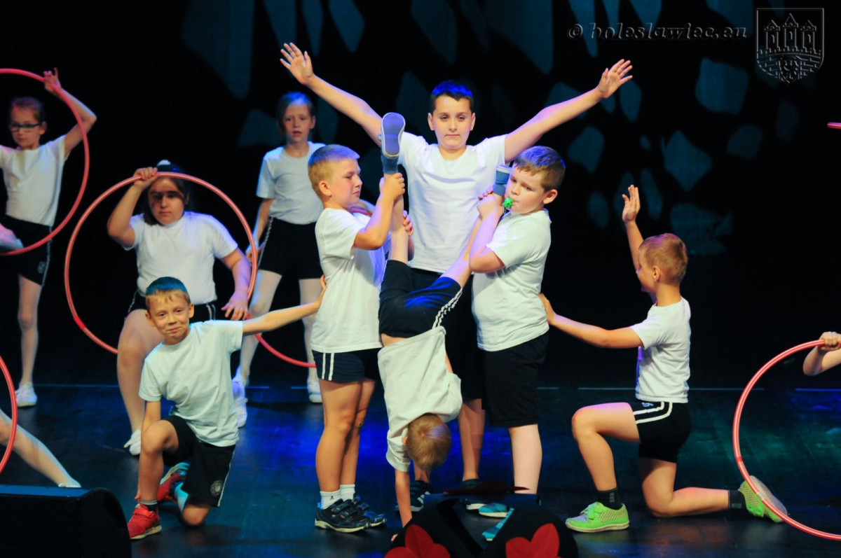 Łączą pracę z talentem. Najlepsi uczniowie nagrodzeni