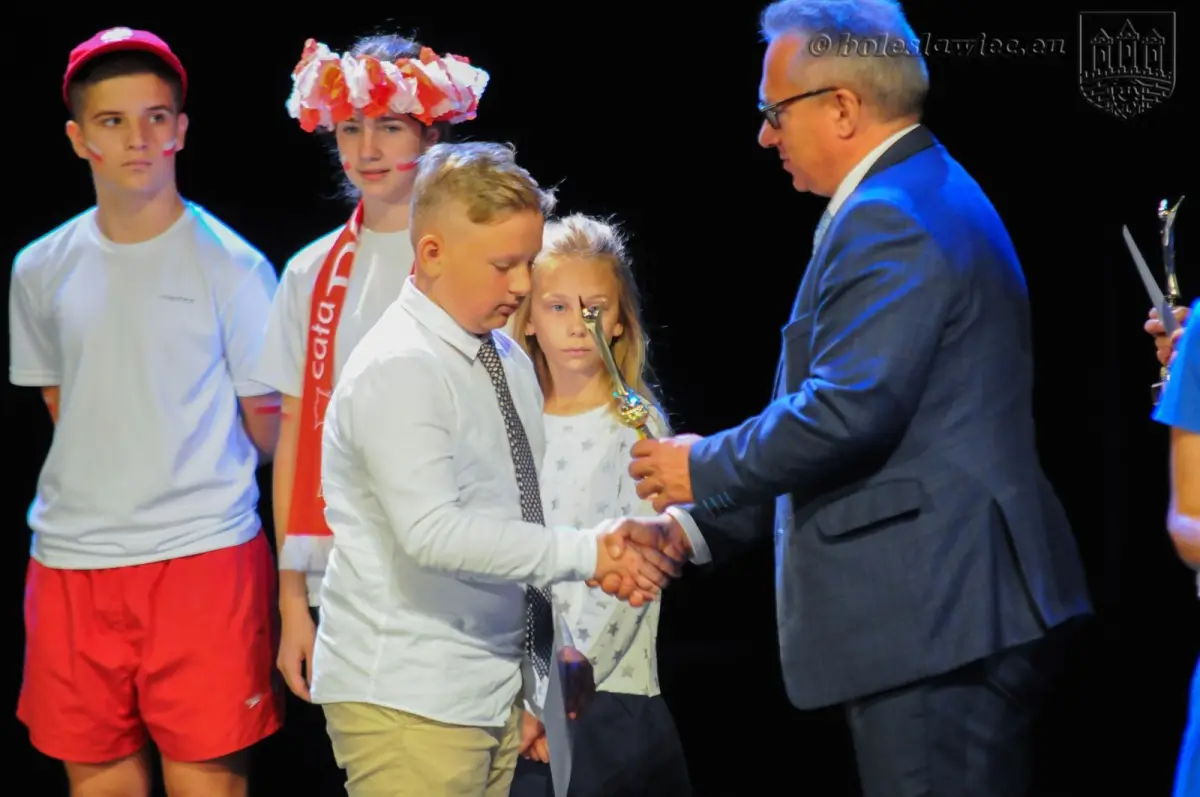 Łączą pracę z talentem. Najlepsi uczniowie nagrodzeni