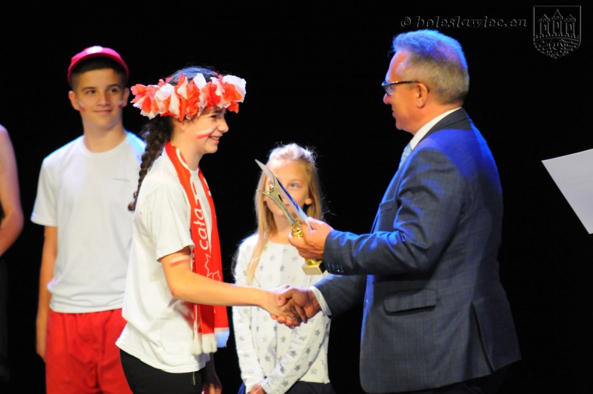 Łączą pracę z talentem. Najlepsi uczniowie nagrodzeni